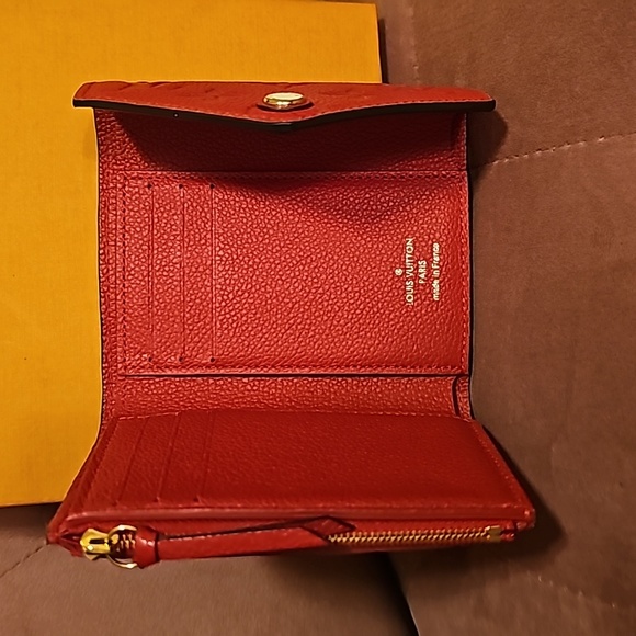 Authentic Louis Vuitton Victorine Empreinte Trifold Leather Wallet - Picture 3 of 16